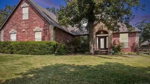 121 New Haven Street, Catoosa, OK 74015