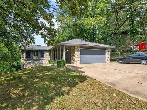 1329 Oakdale Drive, Bartlesville, OK 74006