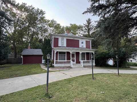 121 S University, Vermillion, SD 57069