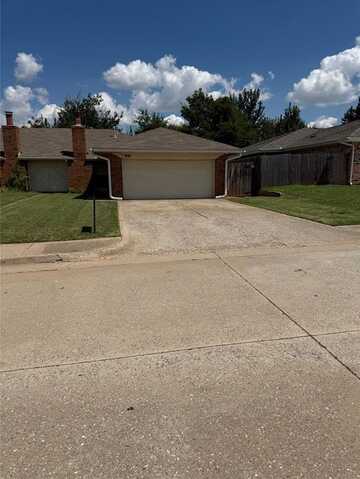 1018 Summerton Place, Yukon, OK 73099