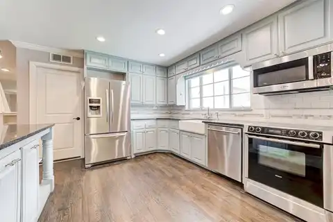 4319 N Indiana Avenue, Oklahoma City, OK 73118