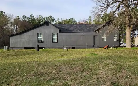 2071 W Point Tap Road, Palestine, TX 75803