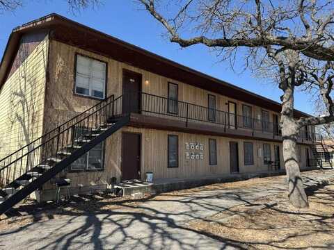 1379 McNeil, Stephenville, TX 76401