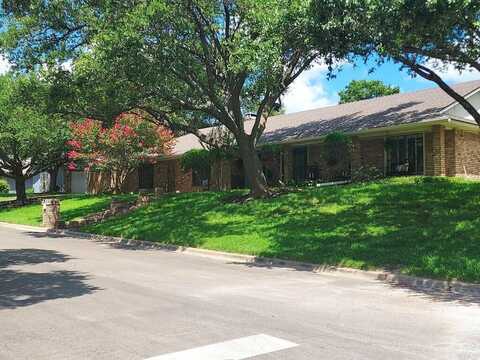 9914 Ramblewood Drive, Woodway, TX 76712