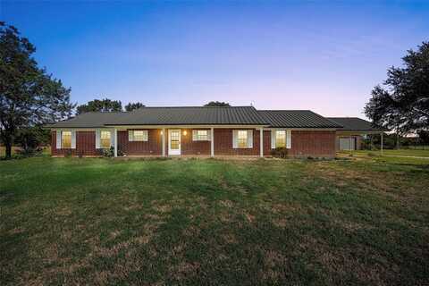 242 Mount Moriah Road, Riesel, TX 76682