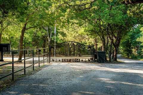 235 Burks Road, Whitewright, TX 75491