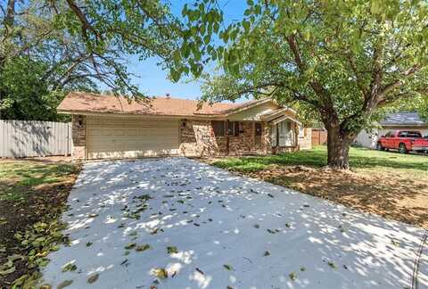 1016 Angela Court, Everman, TX 76140