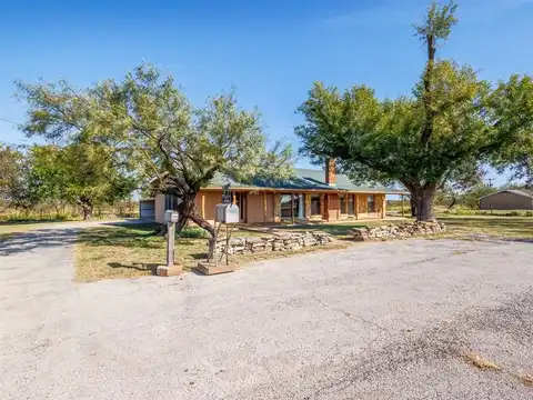 348 STATE HIGHWAY 153, Coleman, TX 76834