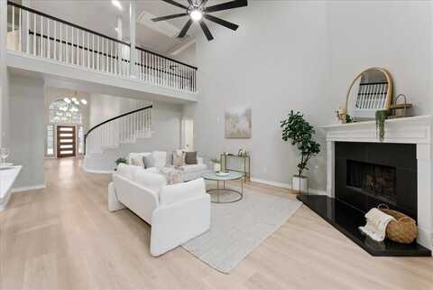 1305 Vistawood Drive, Mansfield, TX 76063
