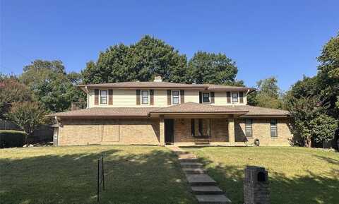 1705 Northtown Drive, Grand Prairie, TX 75050