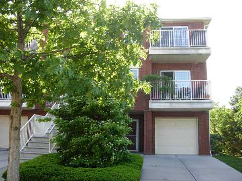 310 Endeavor Pl, COLLEGE POINT, NY 11356