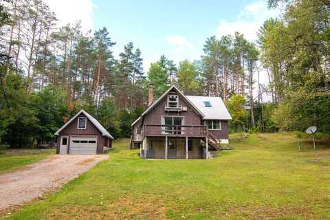 39 Austin Pond Rd, North Creek, NY 12853
