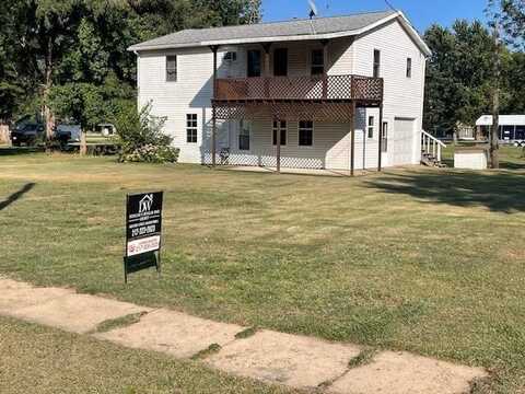 420 N Clinton St, Meredosia, IL 62665