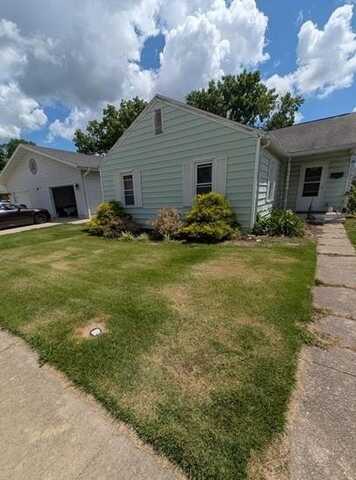705 W Franklin, Effingham, IL 62401