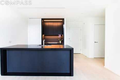 121 East 22nd Street, New York, NY 10010