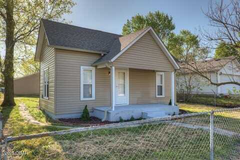 1717 S Minnesota Avenue, Joplin, MO 64804