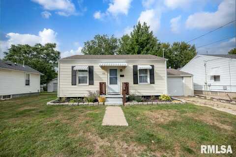 835 E SPRUCE Street, Canton, IL 61520
