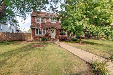 610 ARGYLE Court, Clinton, IA 52732