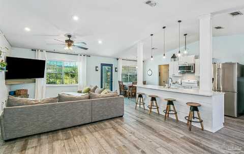 1508 Bay Woods Rd, Gulf Breeze, FL 32563