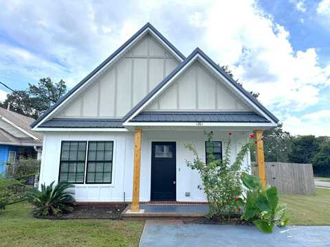 1201 E Hernandez St, Pensacola, FL 32503