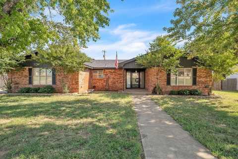 113 E 22nd St, Colorado City, TX 79512
