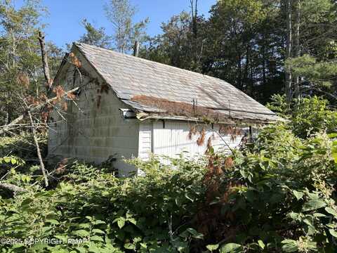 Center Road T 481, Stroudsburg, PA 18360