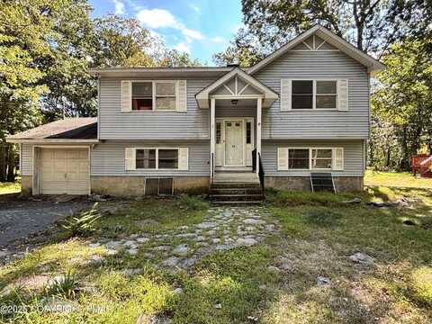 1397 Bear Drive, Bushkill, PA 18324