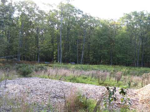 12c Ridge Crest Drive, Lakeville, PA 18438