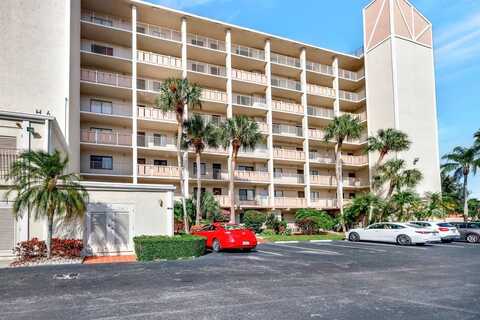 14460 Strathmore Ln, Delray Beach, FL 33446