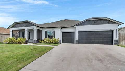 415 SW Naftal Pl, Port Saint Lucie, FL 34953