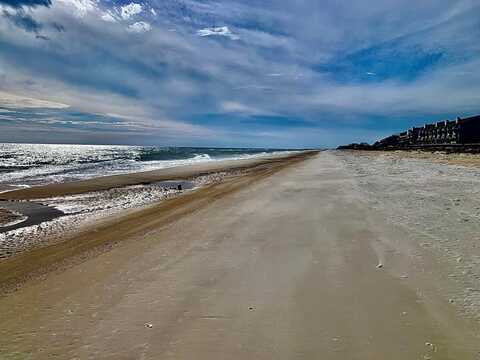 1828 Sunset Dr, St. George Island, FL 32328