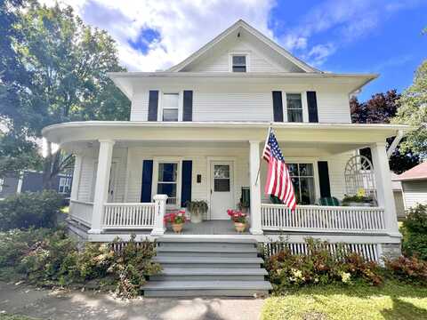 635 OAK Street, BROWNSVILLE, WI 53006
