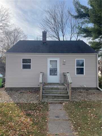 320 14th Avenue W, Menomonie, WI 54751