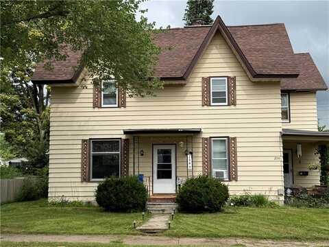 204 W Cedar Street unit: 3, Chippewa Falls, WI 54729