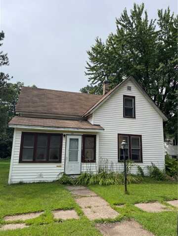 1215 10th Street E, Menomonie, WI 54751