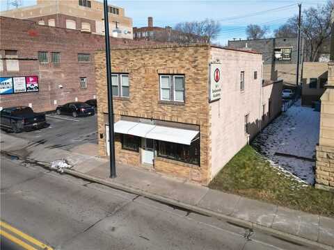 415 S Farwell Street, Eau Claire, WI 54701