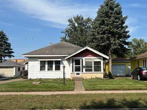 2116 Laurel Avenue, Eau Claire, WI 54701