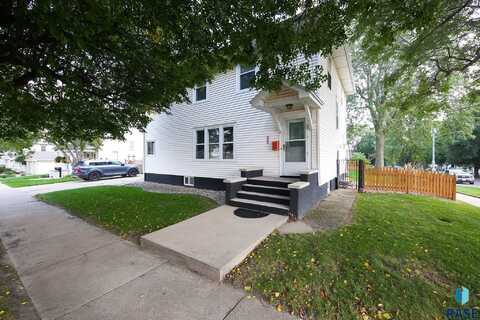 333 W 22nd St, Sioux Falls, SD 57105