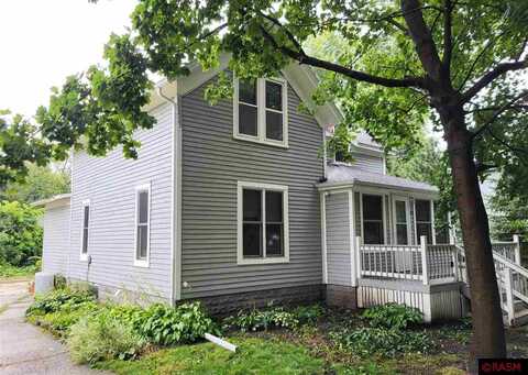 305 SE 3rd Avenue, Mapleton, MN 56065