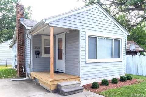 23424 Hoover Avenue, Hazel Park, MI 48030