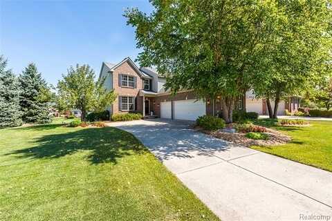 58740 Carriage Lane, South Lyon, MI 48178