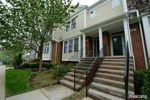 202 Stonebrooke Court, Royal Oak, MI 48067