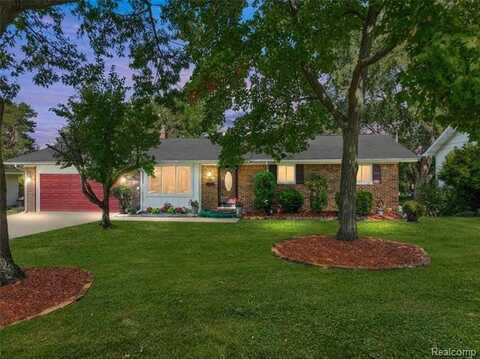 65 1st Street, Oxford, MI 48371