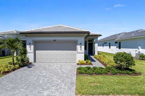 419 SE Via Sangro, Port Saint Lucie, FL 34952