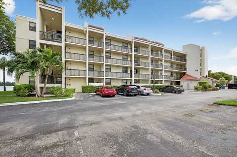 118 Lake Emerald Drive, Oakland Park, FL 33309