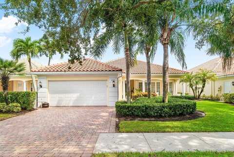 215 Danube Way, Palm Beach Gardens, FL 33410