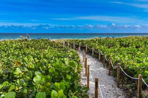 250 S Ocean Boulevard, Delray Beach, FL 33483