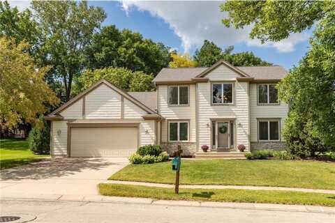 810 Foxcroft Circle SW, Rochester, MN 55902