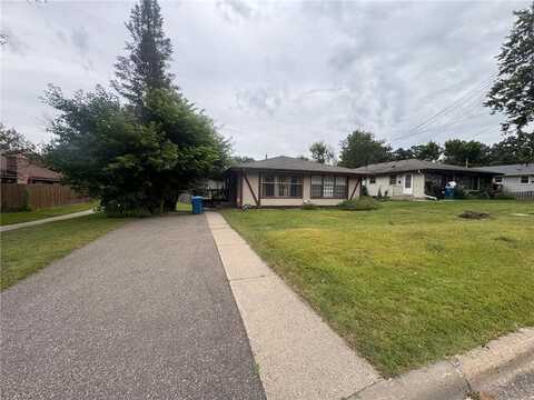 323 Van Buren Avenue N, Hopkins, MN 55343