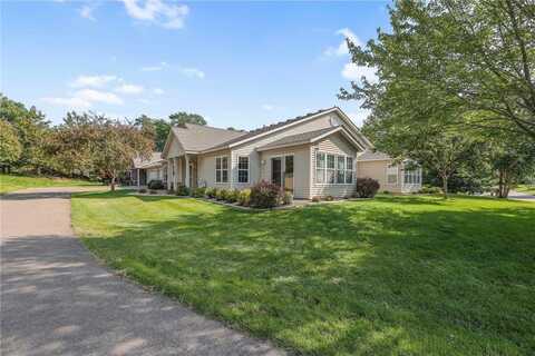 169 Wedgewood Drive, Mahtomedi, MN 55115
